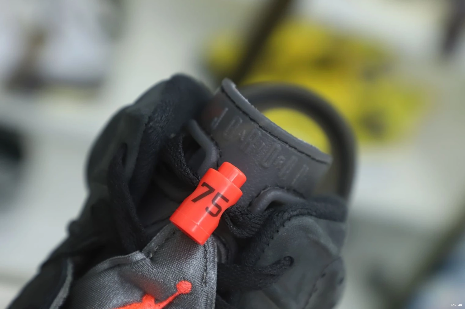 JORDAN RETRO X PARIS GREY' AIR SAINT-GERMAIN 'IRON 6 0105